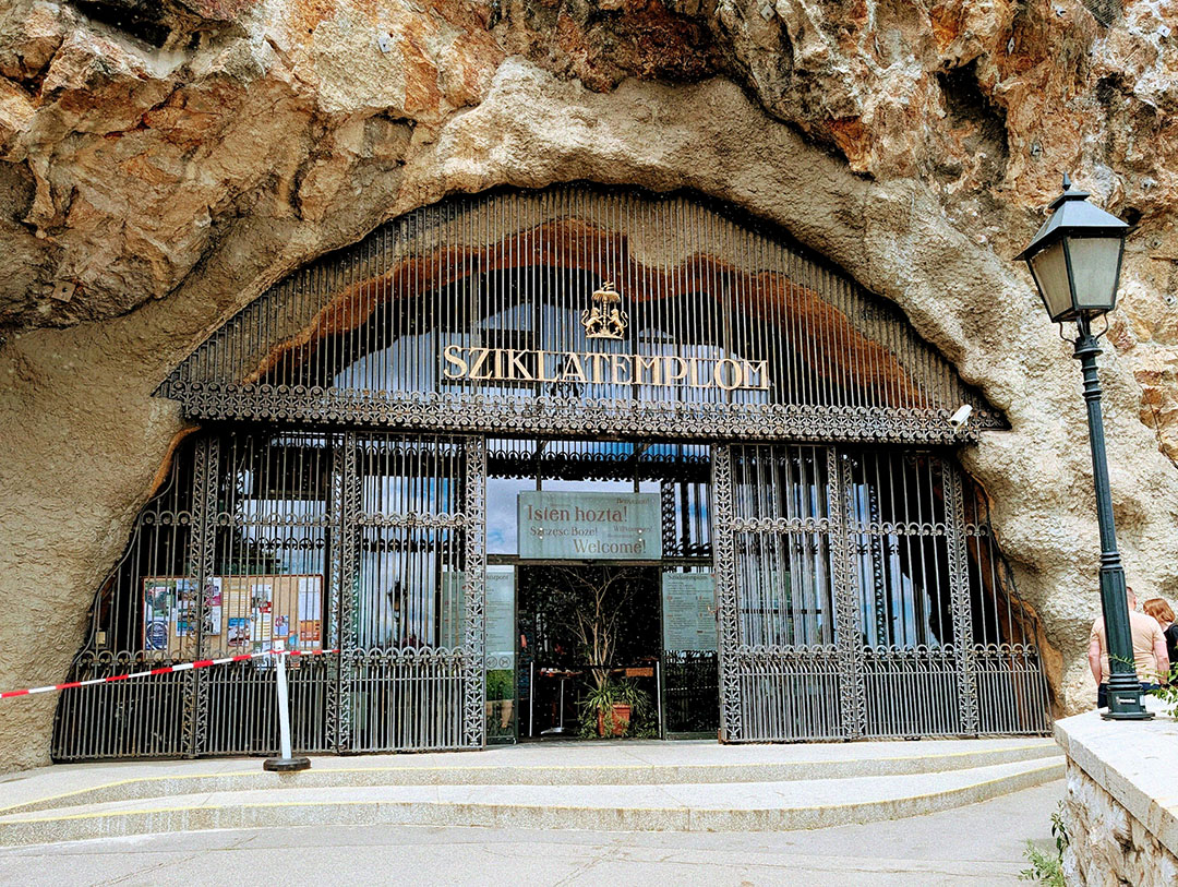 The Cave Church – Sziklatemplom gallery image 2