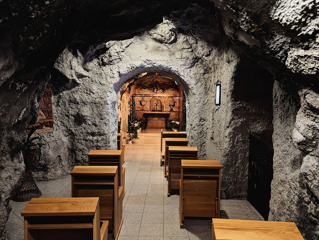 The Cave Church – Sziklatemplom gallery image 6