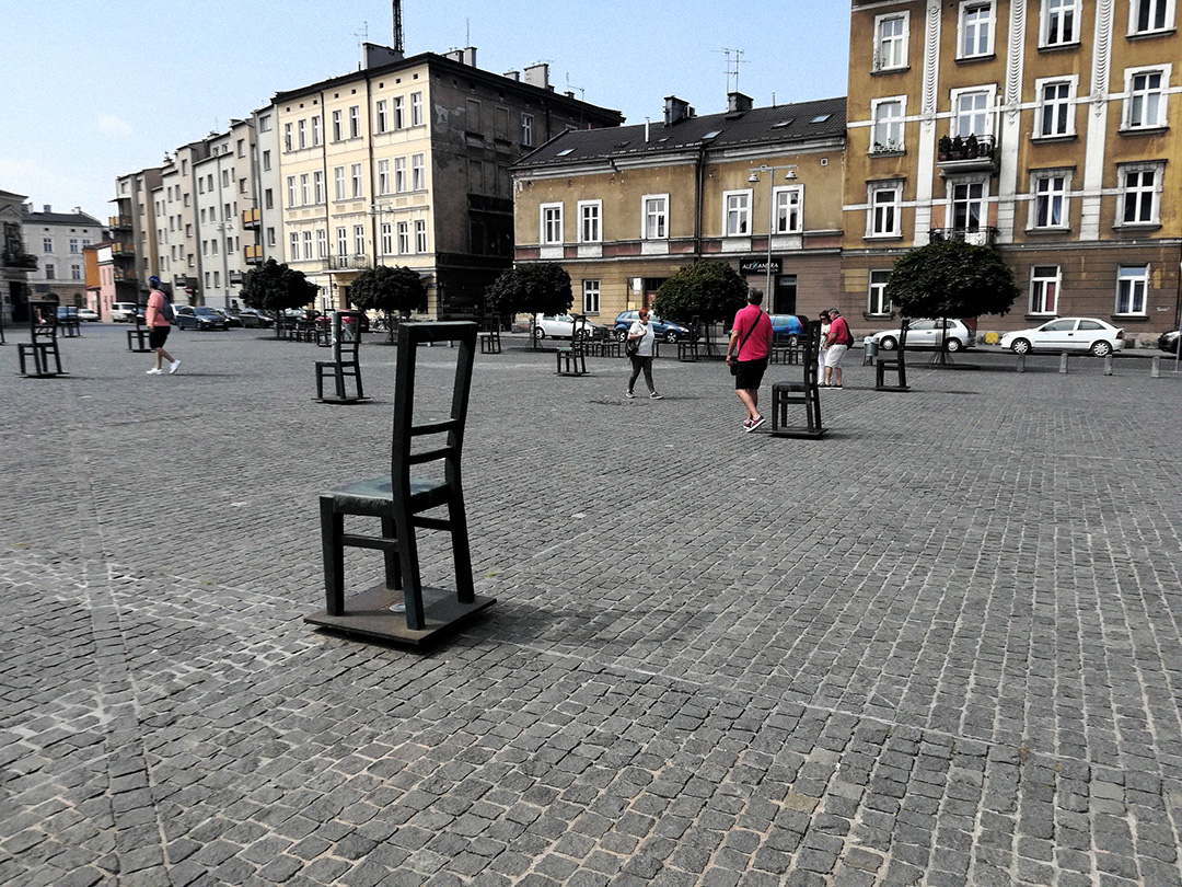 Ghetto Heroes Square gallery image 2