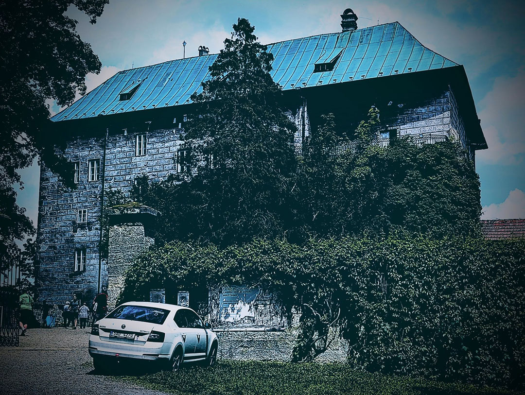 Houska Castle