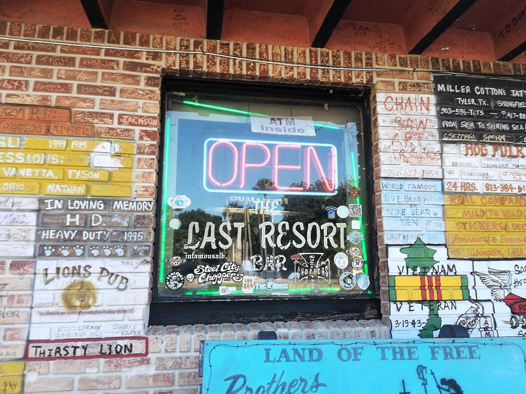 Last Resort Bar gallery image 2