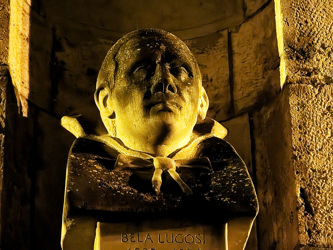 Béla Lugosi Bust at Vajdahunyad Castle gallery image 4
