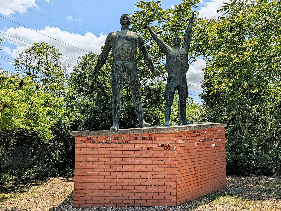 Memento Park – Statues from the Communist Dictatorship gallery image 3