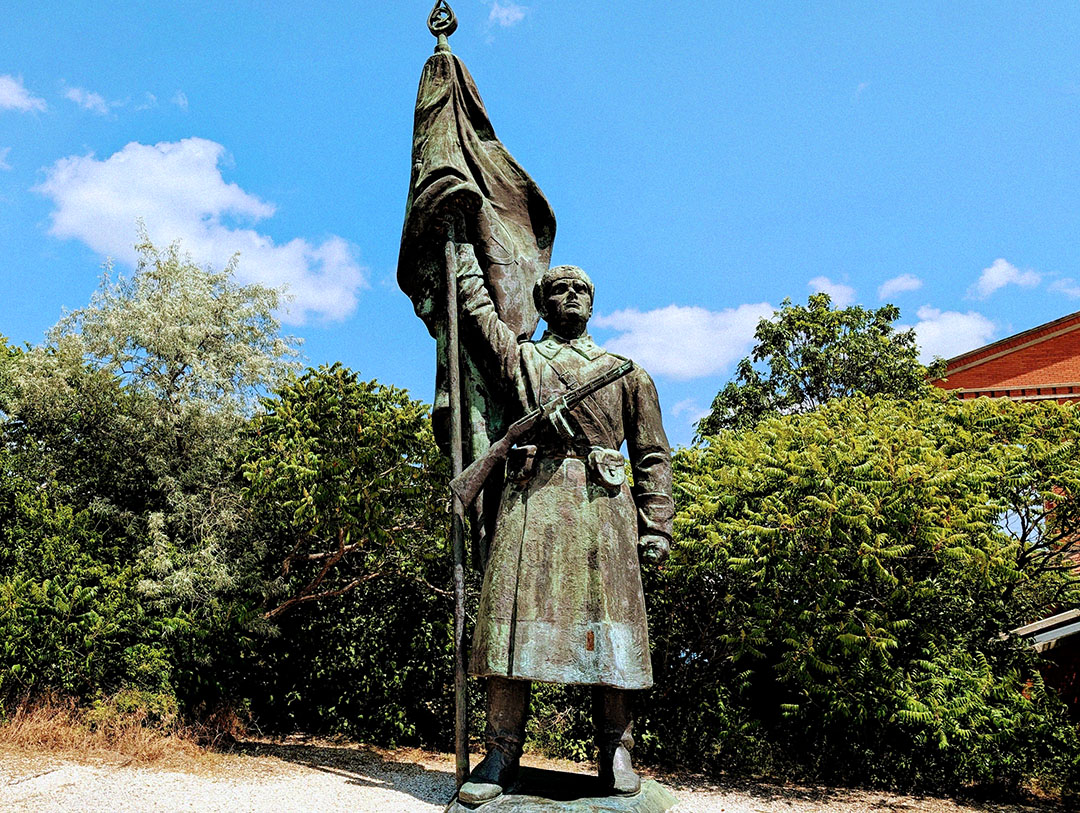 Memento Park – Statues from the Communist Dictatorship gallery image 4