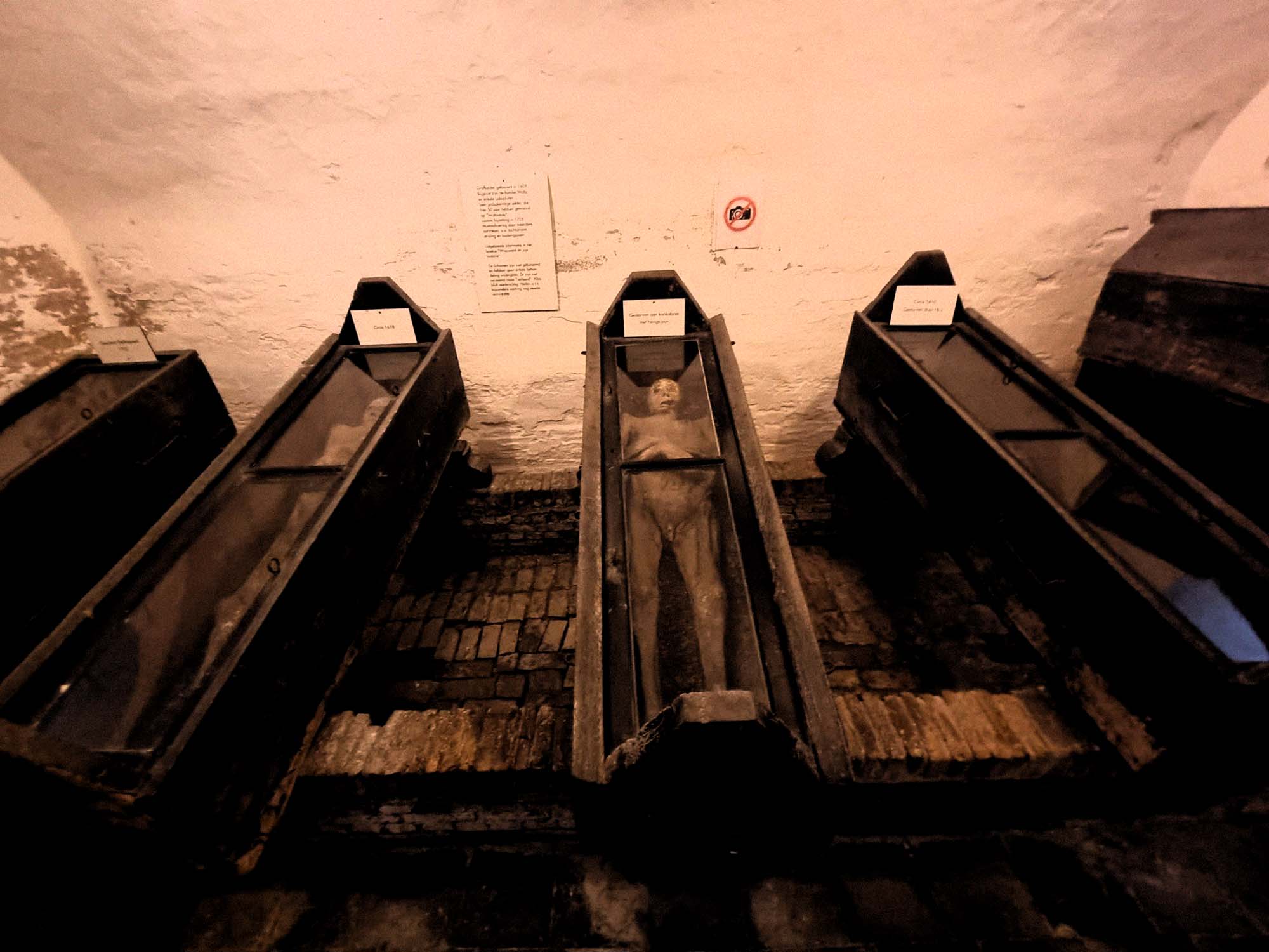 Mummy Crypt in Wiuwert