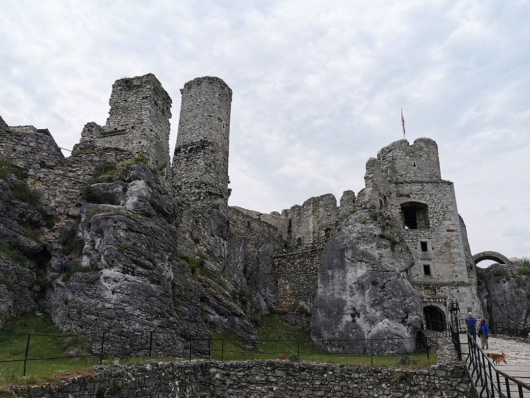 Ogrodzieniec Castle gallery image 2