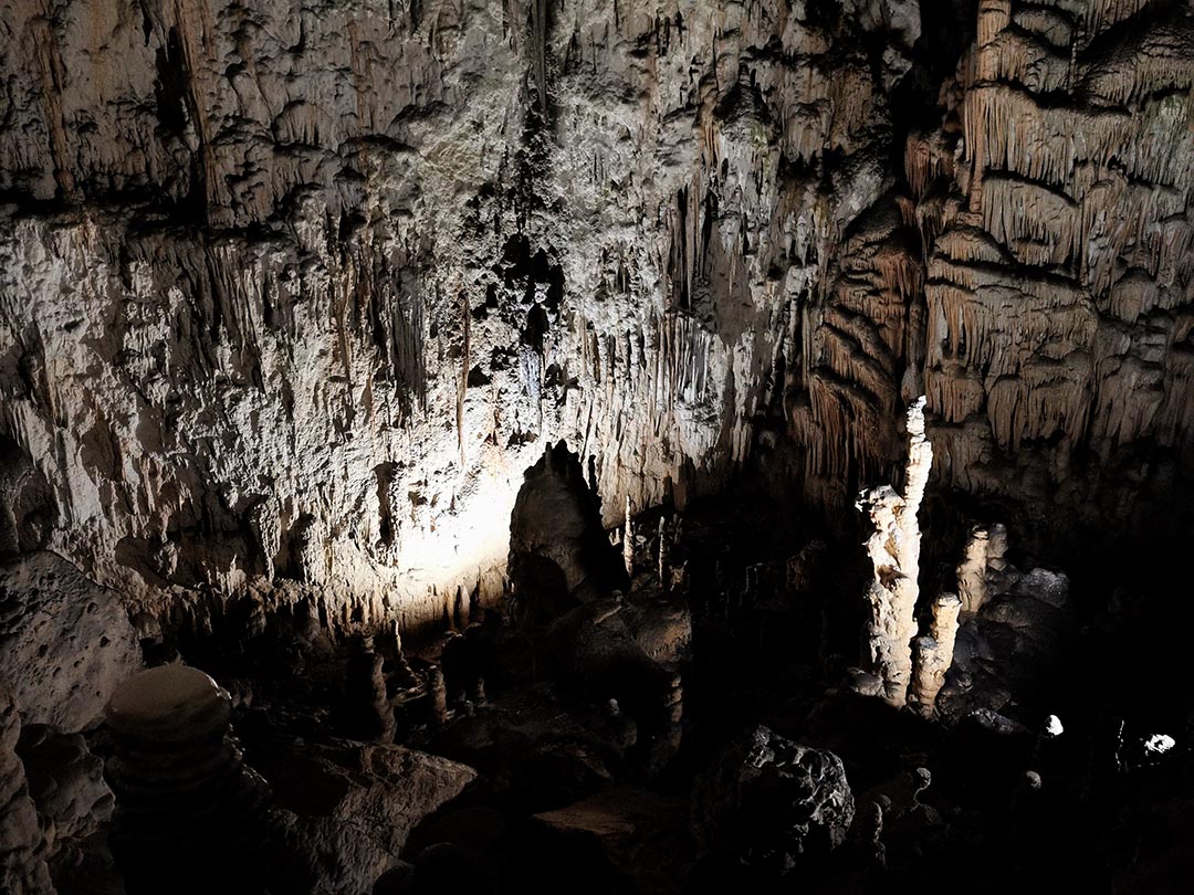 Postojna Cave gallery image 4