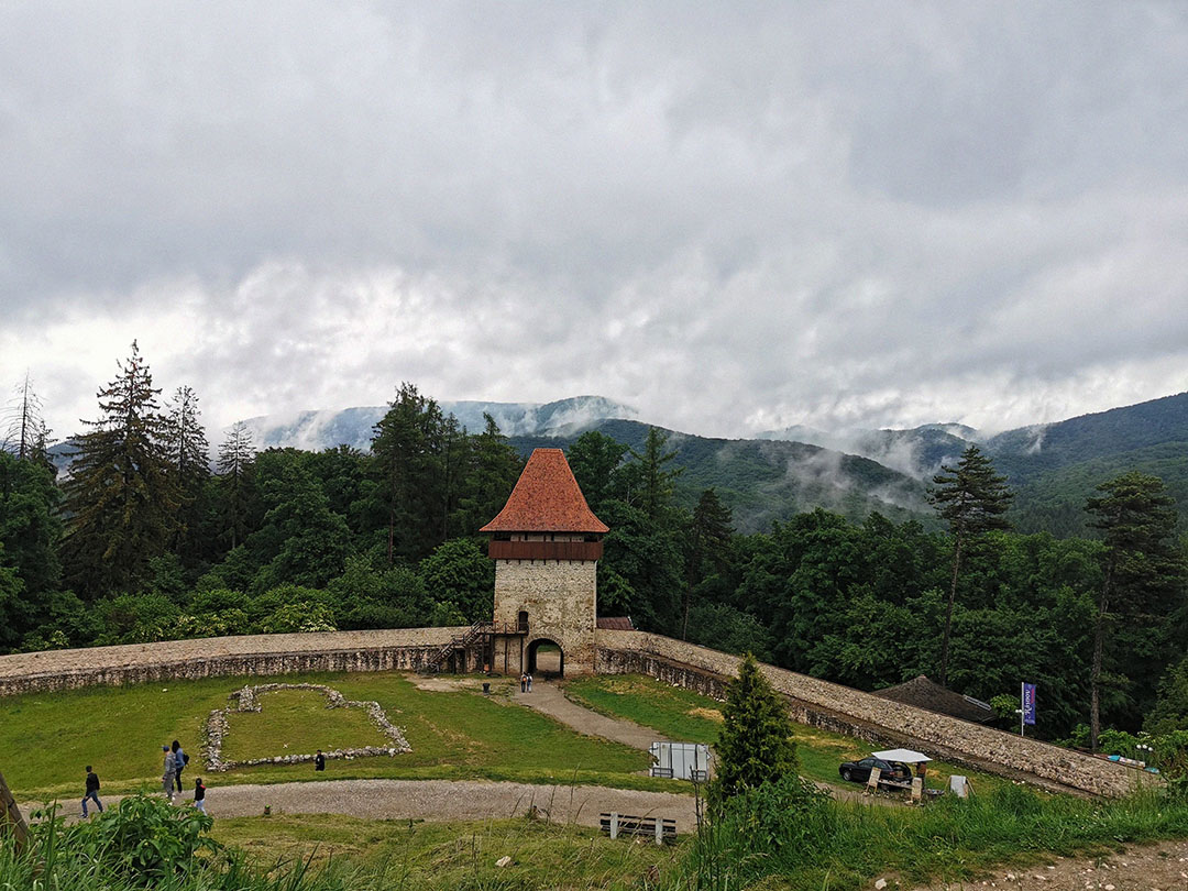Râșnov Citadel gallery image 2