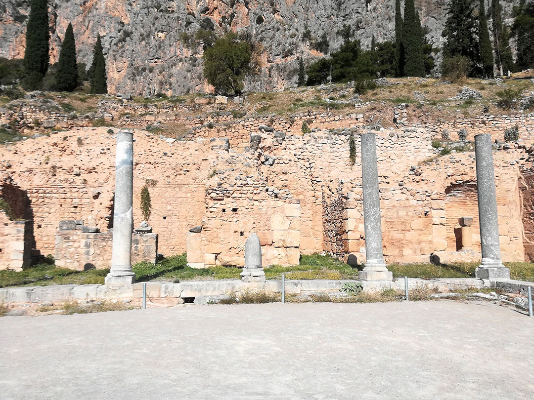 Temple of Apollo (Delphi) gallery image 6