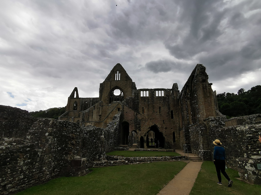 Tintern Abbey gallery image 2