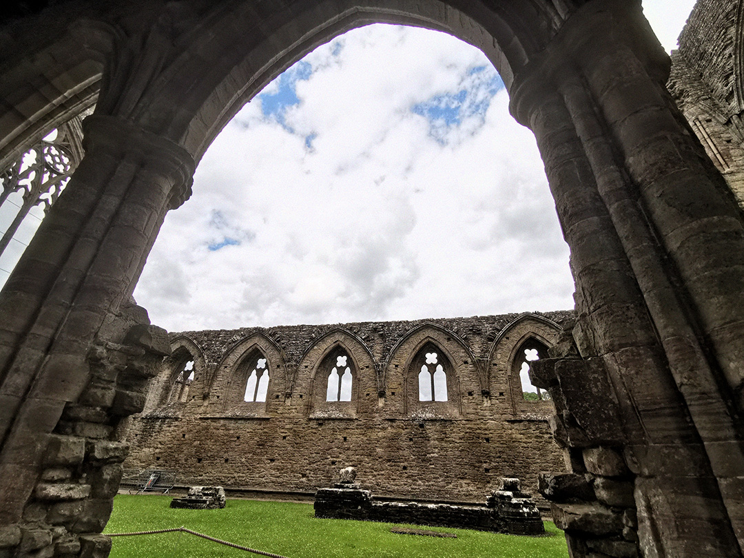 Tintern Abbey gallery image 4