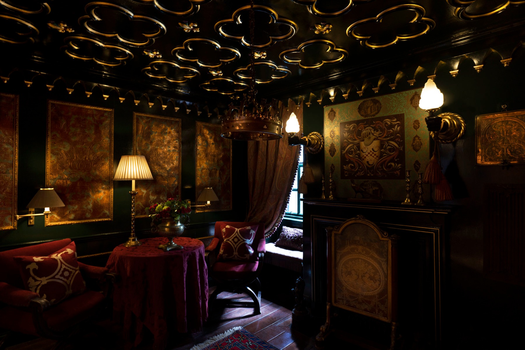 The Witchery by the Castle